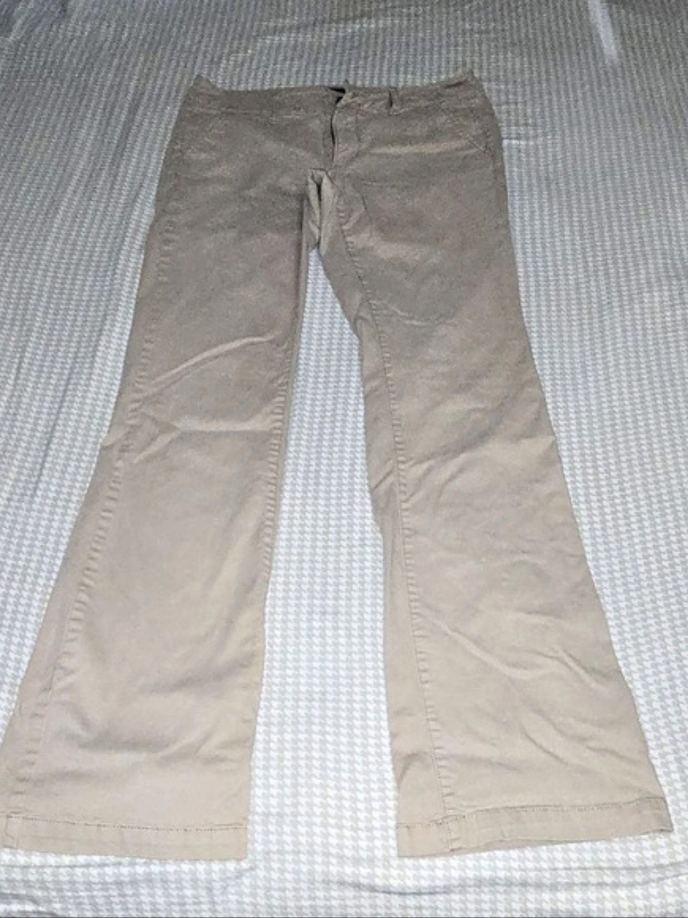 American Eagle Outfitters Kick Boot Stretch Flare Pants in Beige Size 6 Long